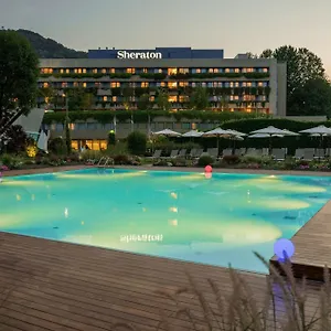 Sheraton מלון